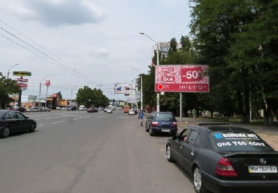 Фото рекламної площини за адресою Небесной Сотни пр., 5