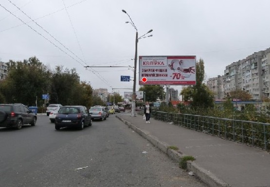 Фото рекламной плоскости по адресу Небесной Сотни пр., 30а - Левитана ул.