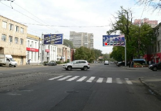 Фото рекламної площини за адресою Прохоровская ул., 47