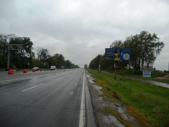 Фото рекламной плоскости по адресу с. Гребінки, траса М-05 Київ-Одеса, км 63+980 право
