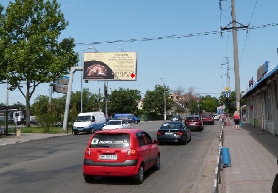 Фото рекламної площини за адресою Малиновского ул., 71/1 - Ицхака Рабина ул.