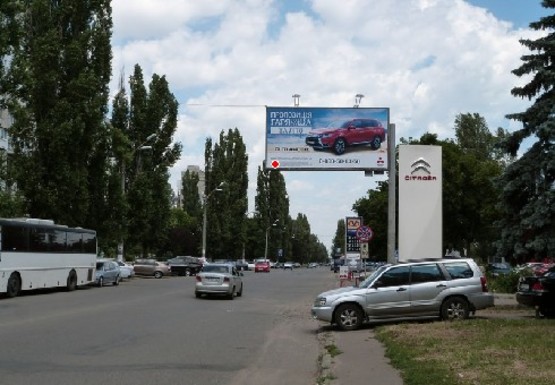 Фото рекламной плоскости по адресу Ивана и Юрия Лип ул., 13а