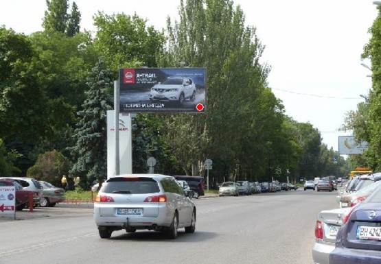 Фото рекламной плоскости по адресу Ивана и Юрия Лип ул., 13а
