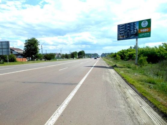 Фото рекламной плоскости по адресу с. Калинівка, км 33+590 ліво