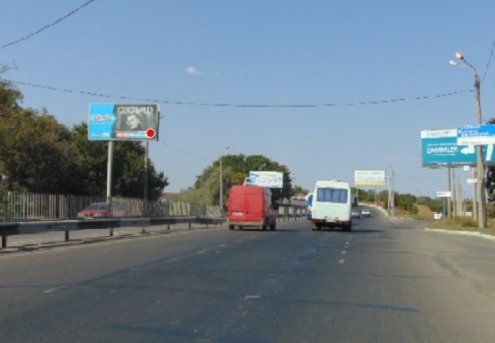 Фото рекламної площини за адресою Овидиопольськая дорога, ТЦ "Метро" (№6)