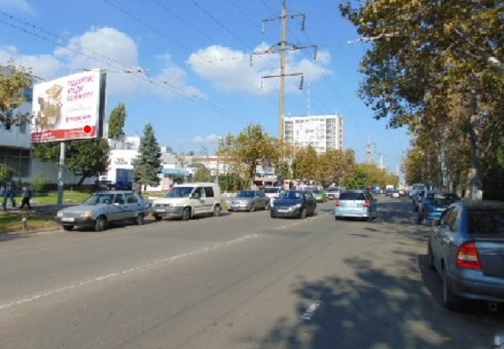 Фото рекламной плоскости по адресу Космонавтов ул., 34