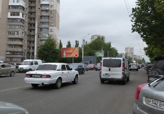 Фото рекламной плоскости по адресу Небесной Сотни пр., 3а