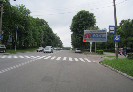 Фото рекламной плоскости по адресу Черновола ул. - Приходько ул.