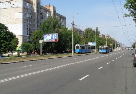 Фото рекламной плоскости по адресу Келецкая ул., 81