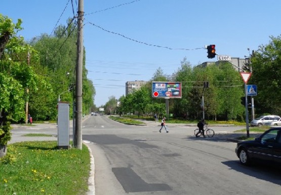 Фото рекламной плоскости по адресу Интернационалистов ул., 7 - Порика ул.