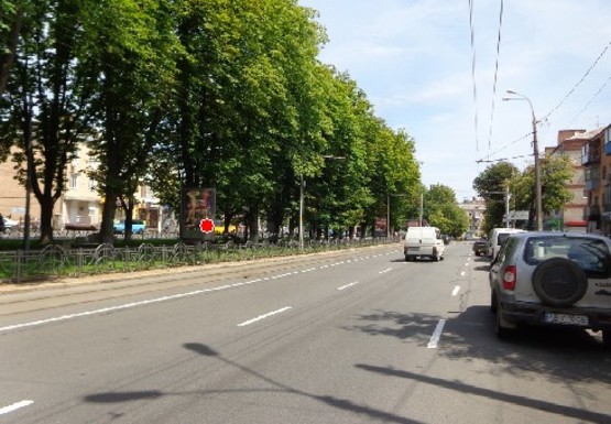 Фото рекламної площини за адресою Пирогова ул. [№15] (сквер)