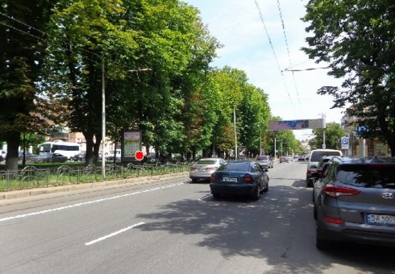 Фото рекламної площини за адресою Пирогова ул. [№19] (сквер)