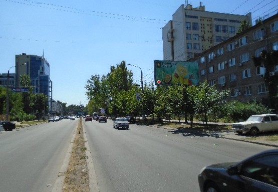 Фото рекламної площини за адресою Победы ул. - Маяковского пр.