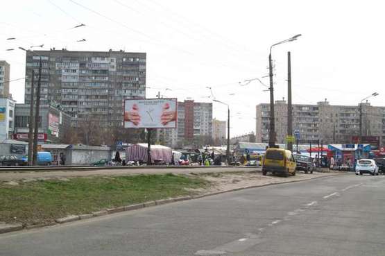 Фото рекламної площини за адресою Симиренка вул., : навпроти буд. №4; розподільник (в напр. Кільцевої дороги)