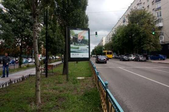 Фото рекламной плоскости по адресу Лесі Українки бульв., 10 (розподільник)