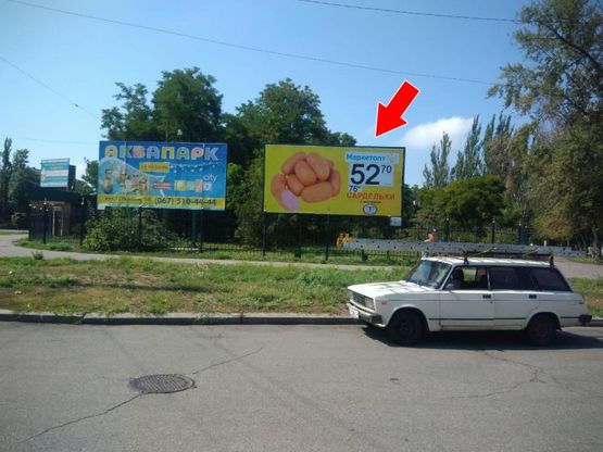 Фото рекламной плоскости по адресу вул. Троїцька (вул. Красіна) - пр. Свободи (сквер Космос)