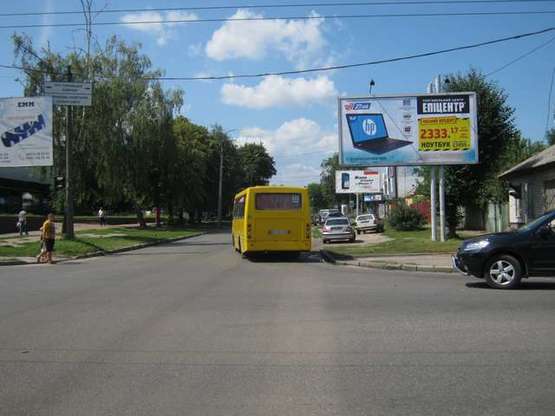 Фото рекламной плоскости по адресу Благовісна вул. - Енгельса вул. (В’ячеслава Чорновола вул.)