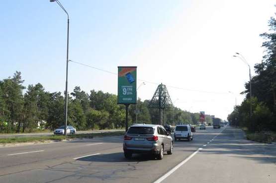 Фото рекламной плоскости по адресу Броварський просп., на розподілювачі №4 (в напрямку Броварів)