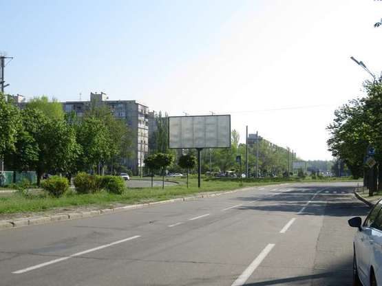 Фото рекламної площини за адресою Шолом-Алейхема вул., 10 (в направл. Мілютенко вул.)