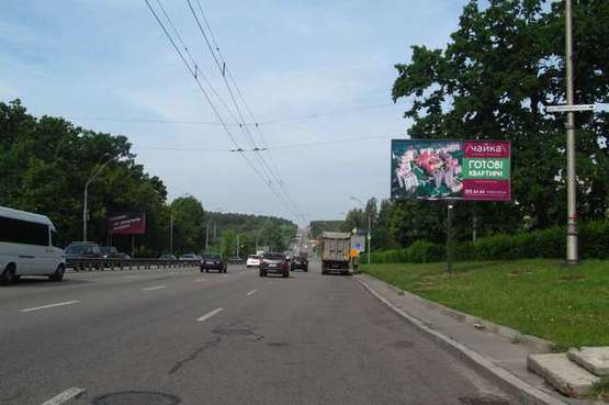 Фото рекламної площини за адресою Перемоги просп., 144
