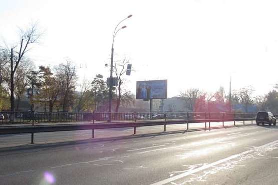 Фото рекламної площини за адресою Перова бульв., №2