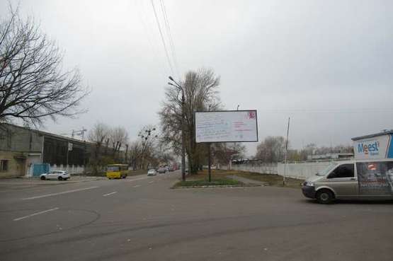 Фото рекламной плоскости по адресу Клеманська вул., 4 напроти