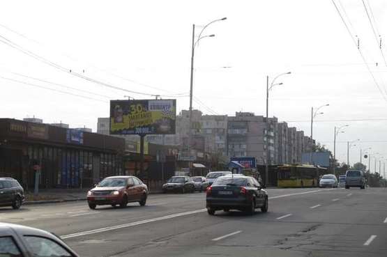 Фото рекламної площини за адресою Драйзера Теодора вул., 8