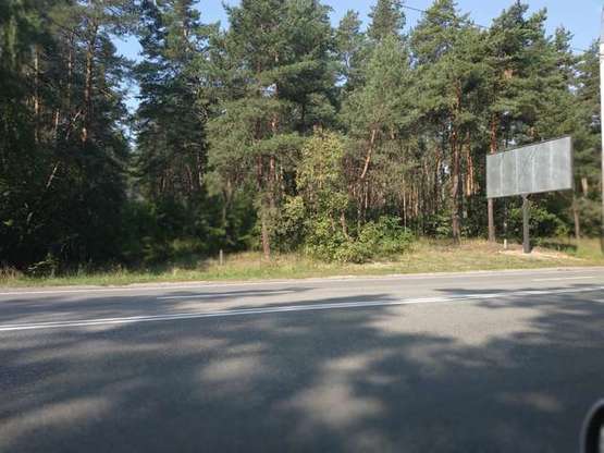 Фото рекламной плоскости по адресу Столичне шосе, 1,2 км до маг "Велика кишеня" (в напрямку Києва)