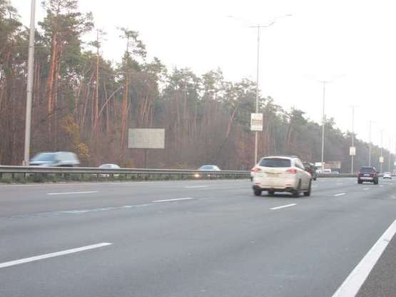 Фото рекламной плоскости по адресу Бориспільське шосе, 3,2 км до Києва (в напрямку Борисполя)