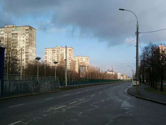 Фото рекламної площини за адресою Леся Курбаса просп., 16 на розподілювачі