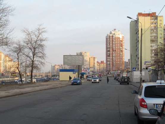 Фото рекламной плоскости по адресу Оноре де Бальзака вул., 62 напроти