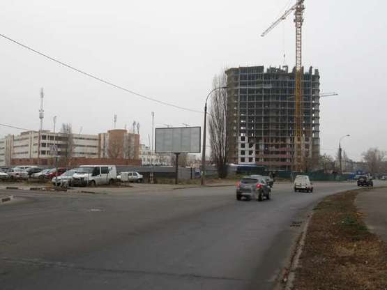 Фото рекламной плоскости по адресу Райдужна вул., напроти буд. 14 Апо просп.Шухевича