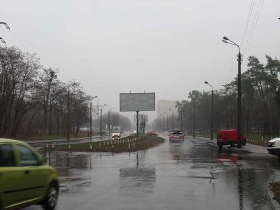 Фото рекламной плоскости по адресу Алішера Навої просп. - Воскресенська вул., на розподілювачі (в напрямку Миропільськой)