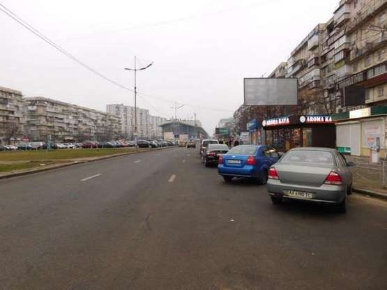 Фото рекламной плоскости по адресу Оболонський просп., 10
