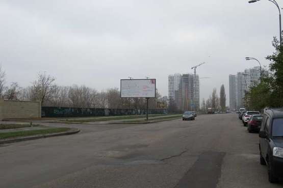 Фото рекламної площини за адресою Микільсько-Слобідська вул., 5