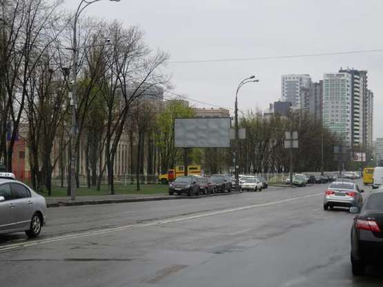 Фото рекламної площини за адресою Харківське шосе, 201-203, напроти