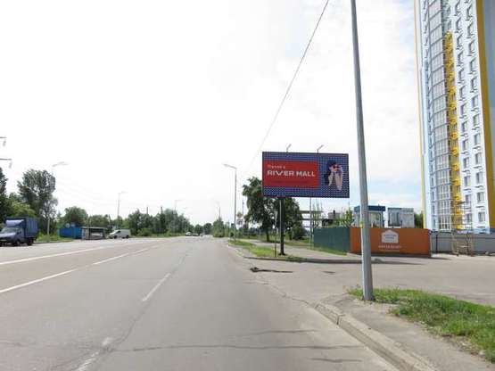 Фото рекламной плоскости по адресу Ревуцького вул. - Вишняківська вул.