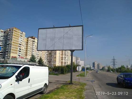 Фото рекламной плоскости по адресу Ревуцького вул. - Вишняківська вул.