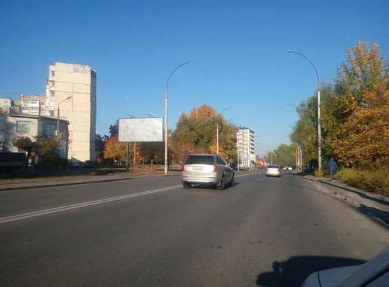 Фото рекламної площини за адресою Юрія Смолича вул., 2