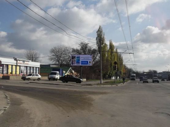 Фото рекламної площини за адресою Курський просп. - Космічна вул.