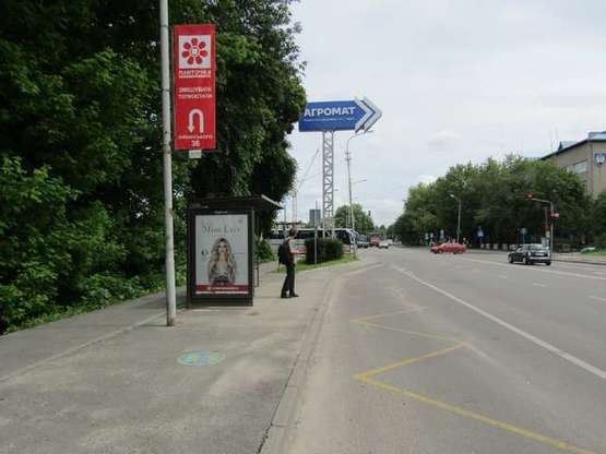 Фото рекламної площини за адресою Вячеслава Липинського вул., 36