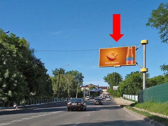 Фото рекламной плоскости по адресу Винниченко ул., 118 / ул. Русская