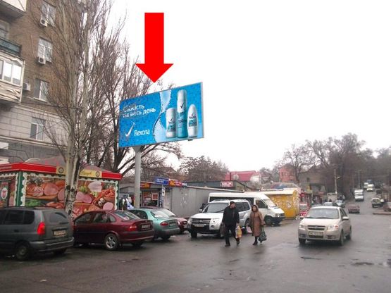 Фото рекламної площини за адресою Боброва ул. / Сечевой пер. (бывш. Калинина пер.), рынок "Славянский"