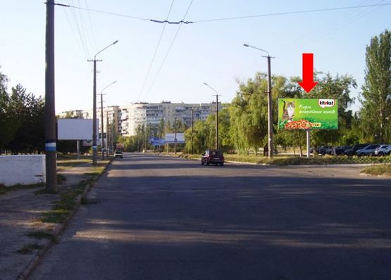 Фото рекламной плоскости по адресу Набережная Победы ул., 124, кинотеатр "Салют"