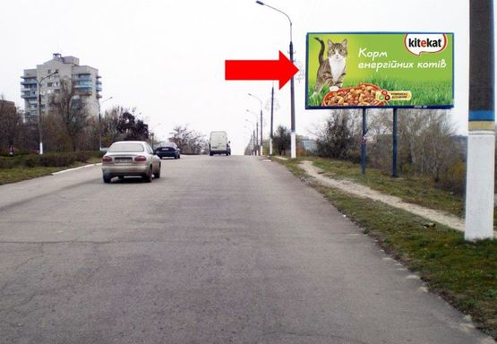 Фото рекламной плоскости по адресу Победы пр., возле "Пивзавода"