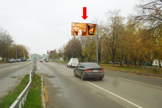 Фото рекламной плоскости по адресу Юбилейный пр. (бывш. 50 лет ВЛКСМ пр.), 59, в центр (флажок)