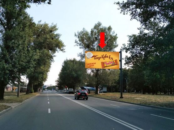 Фото рекламной плоскости по адресу Салтовское шоссе, 114, из центра