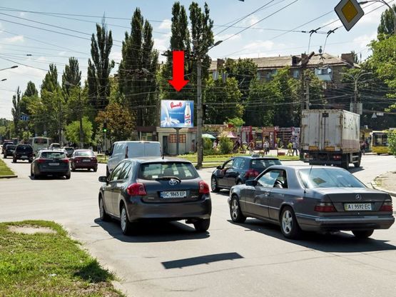 Фото рекламной плоскости по адресу Интернациональная пл. / Щербаковского ул. (бывш. Щербакова ул.), 72-2, в сторону Щусева ул.