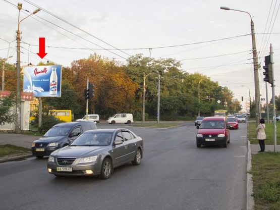 Фото рекламной плоскости по адресу Интернациональная пл. / Щербаковского ул. (бывш. Щербакова ул.), 72-2, в сторону Палладина пр.