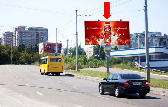 Фото рекламной плоскости по адресу Саперно-Слободская ул., заезд на Науки пр., возле АЗС